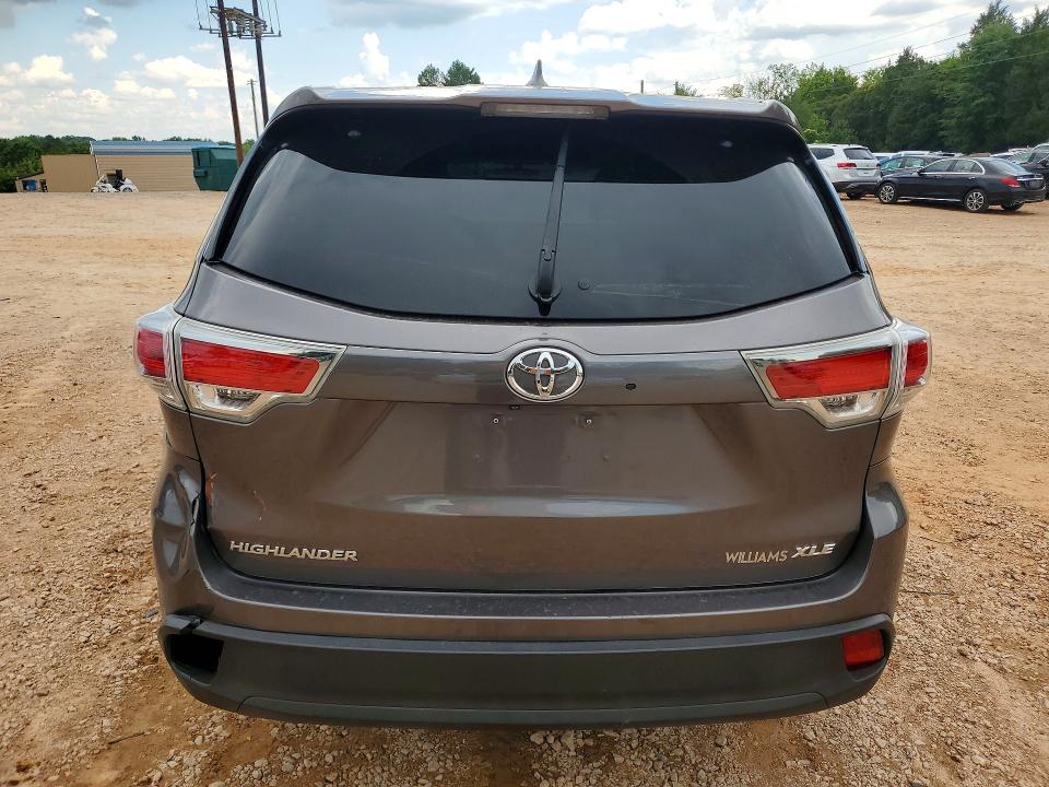 Photo 6 from auction – 2015 TOYOTA HIGHLANDER with VIN 5TDKKRFH3FS044116