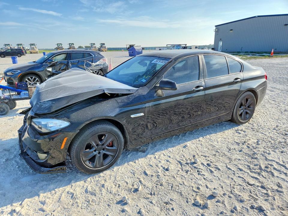 BMW 528 2013 with VIN WBAXH5C5XDD109041 - Photo from auction