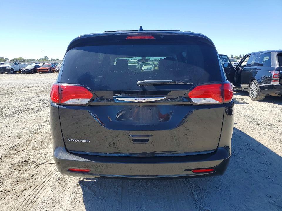 Photo 6 from auction – 2020 CHRYSLER VOYAGER with VIN 2C4RC1DG3LR266148