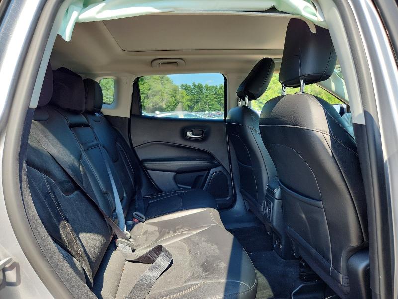 Photo 11 from auction – 2018 JEEP COMPASS with VIN 3C4NJDBB9JT115306