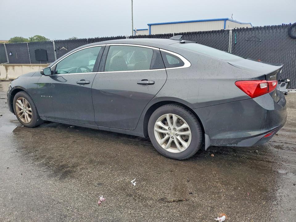 Photo 2 from auction – 2017 CHEVROLET MALIBU with VIN 1G1ZE5ST0HF255312