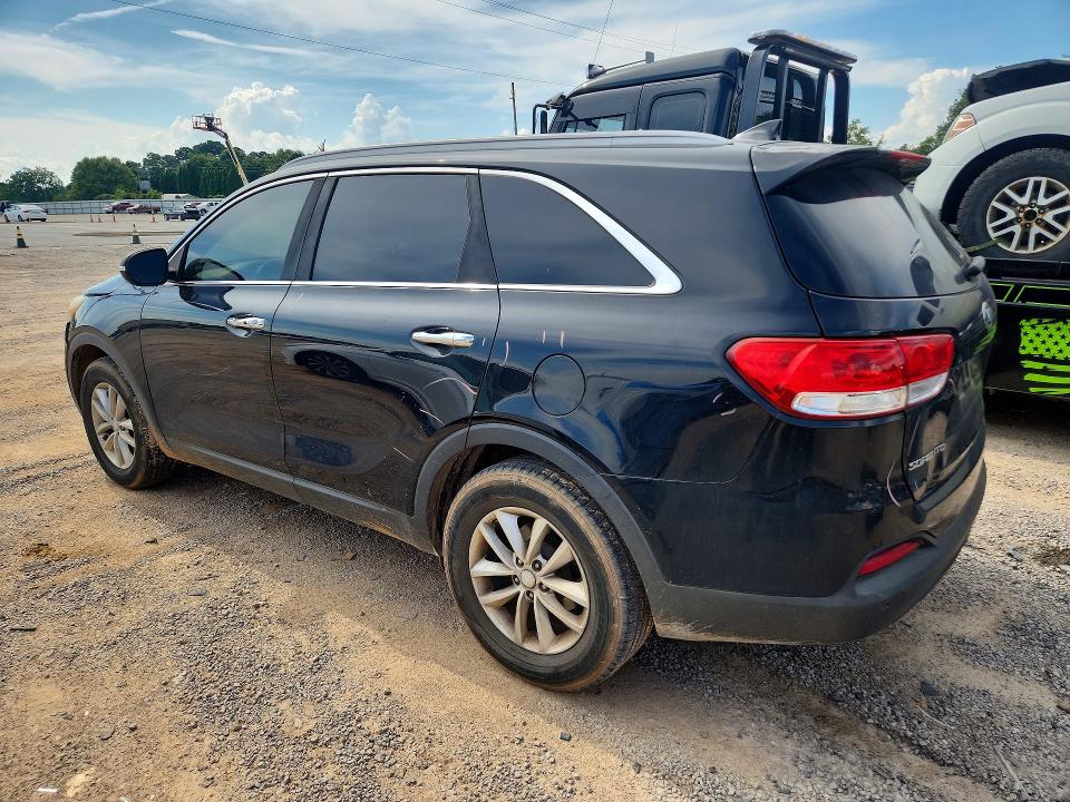 Photo 2 from auction – 2017 KIA SORENTO with VIN 5XYPG4A36HG271094