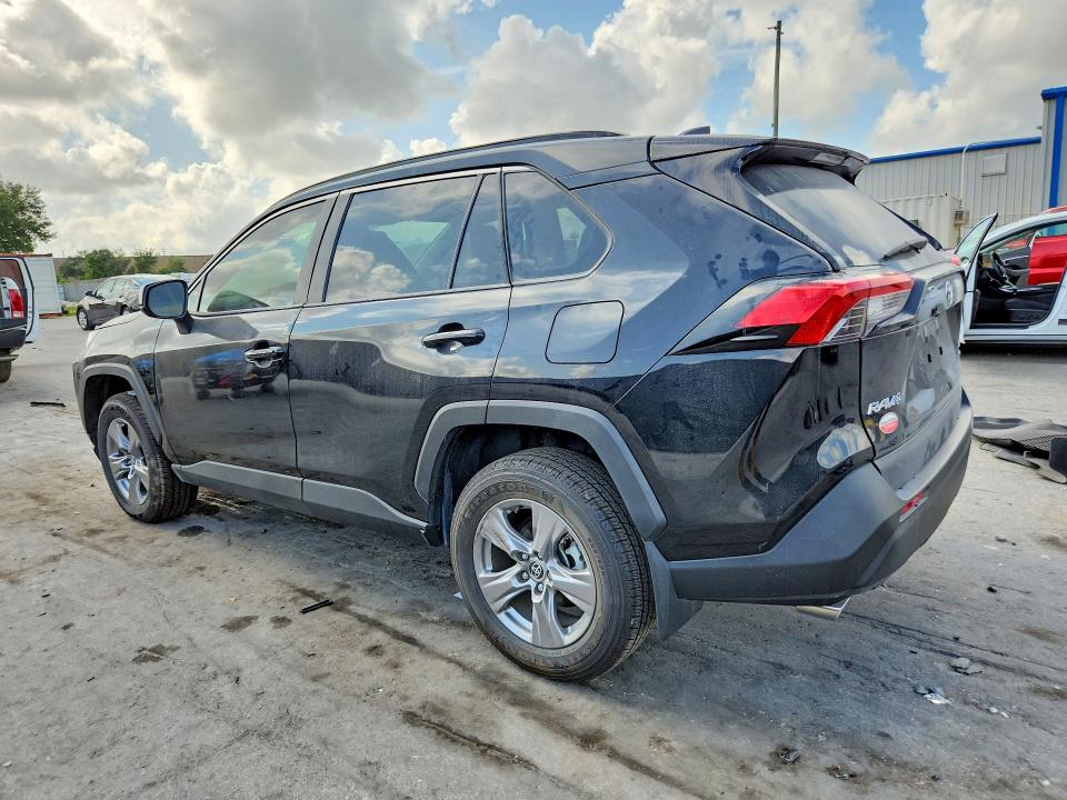 Photo 2 from auction – 2025 TOYOTA RAV4 with VIN JTMLWRFVXSD591971