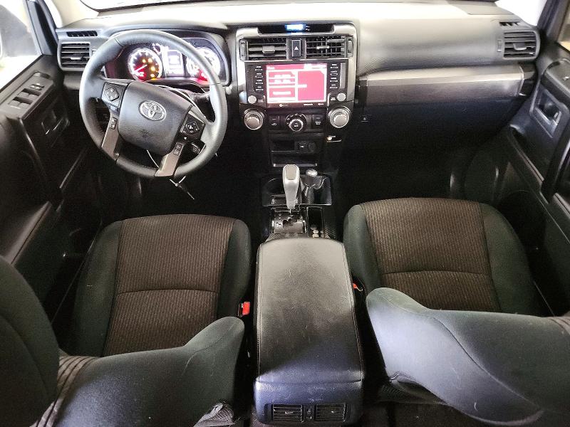 Photo 8 from auction – 2020 TOYOTA 4RUNNER with VIN JTEBU5JR6L5805298