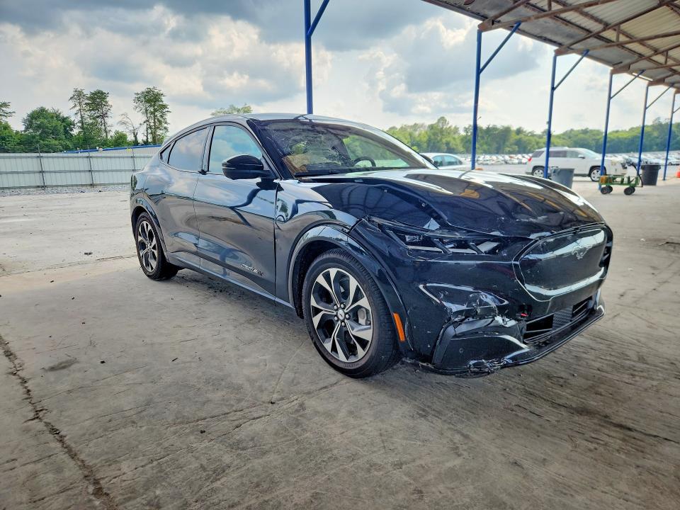 Photo 4 from auction – 2023 FORD MUSTANG MACH-E with VIN 3FMTK3SU7PMA36909