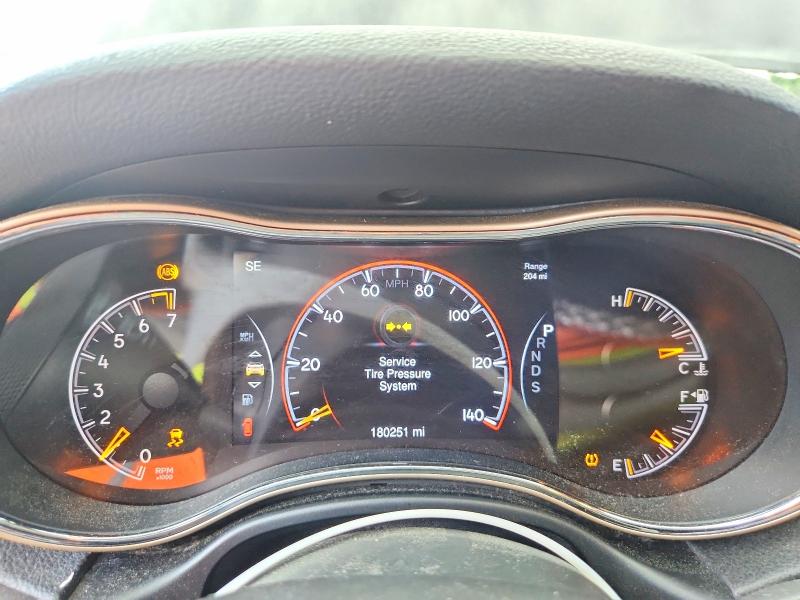 Photo 9 from auction – 2015 JEEP GRAND CHEROKEE with VIN 1C4RJFAG9FC704594