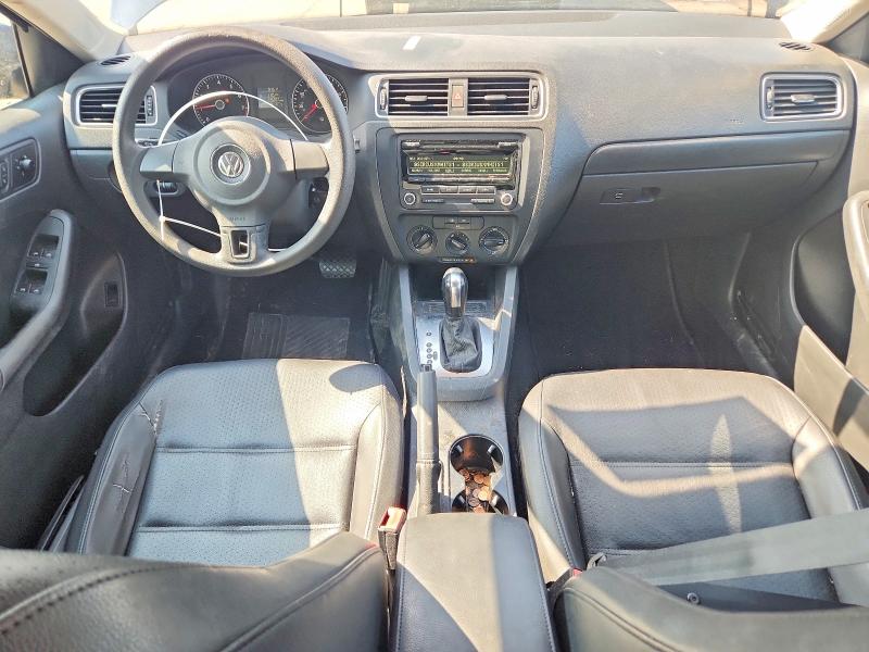 Photo 8 from auction – 2014 VOLKSWAGEN JETTA with VIN 3VWD17AJ0EM418915