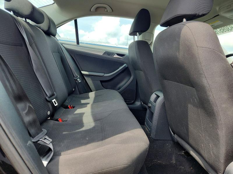 Photo 10 from auction – 2015 VOLKSWAGEN JETTA with VIN 3VWD17AJ7FM201718