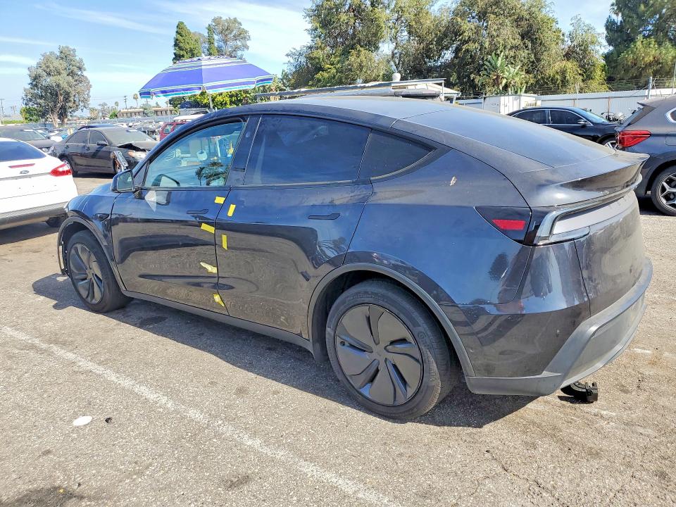 صورة رقم 2 من المزاد - 2026 TESLA MODEL Y مع VIN 7SAYGDED3TF389002
