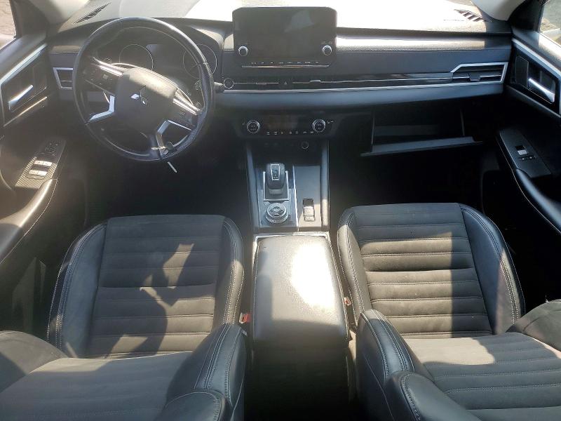 Photo 8 from auction – 2022 MITSUBISHI OUTLANDER with VIN JA4J4UA89NZ045343