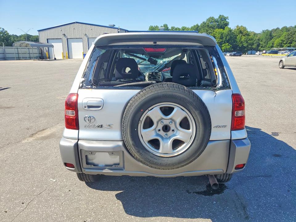 Photo 6 from auction – 2004 TOYOTA RAV4 with VIN JTEHD20V646022162