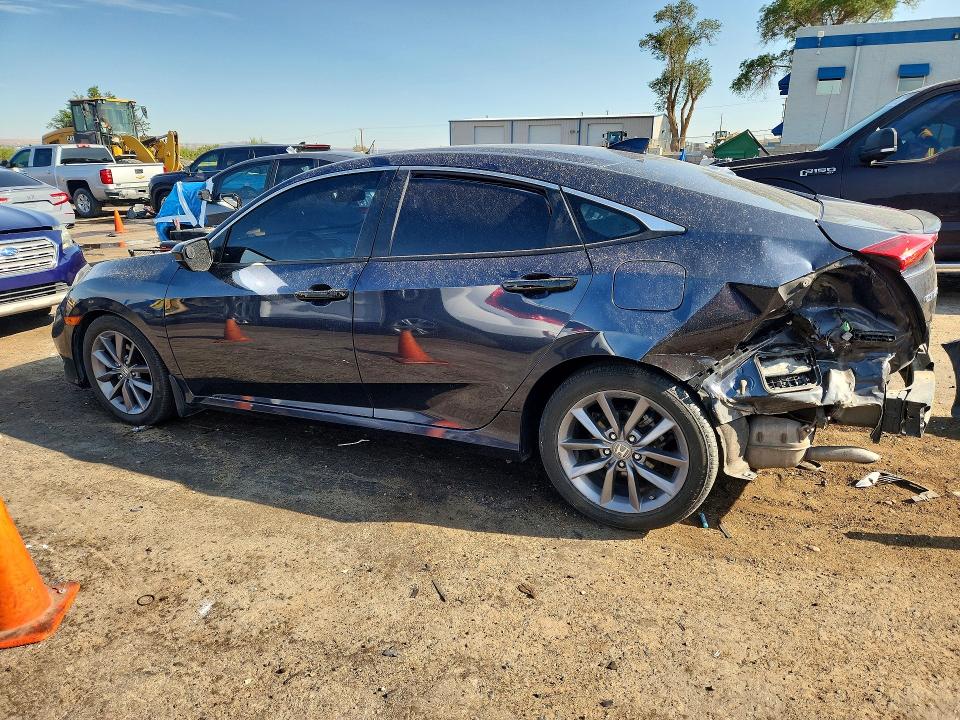 Photo 2 from auction – 2019 HONDA CIVIC with VIN 19XFC1F3XKE206252
