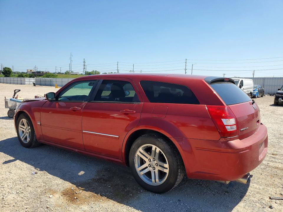 Photo 2 from auction – 2005 DODGE MAGNUM with VIN 2D4GV582X5H654416