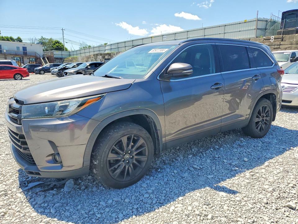 Photo 1 from auction – 2019 TOYOTA HIGHLANDER with VIN 5TDJZRFH5KS604199