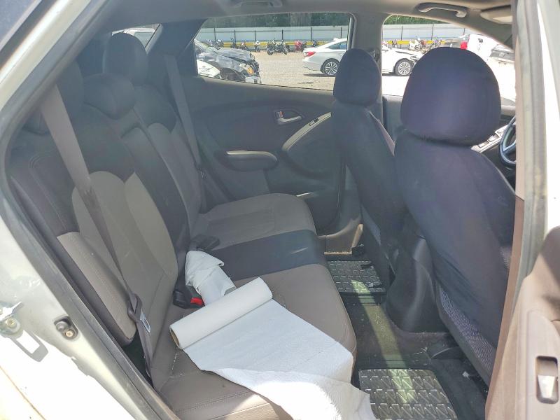 Photo 11 from auction – 2012 HYUNDAI TUCSON with VIN KM8JU3AC4CU498442