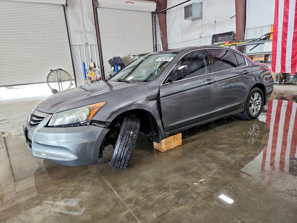 HONDA ACCORD 2011 с VIN 1HGCP2F41BA062729 - Снимка от търг
