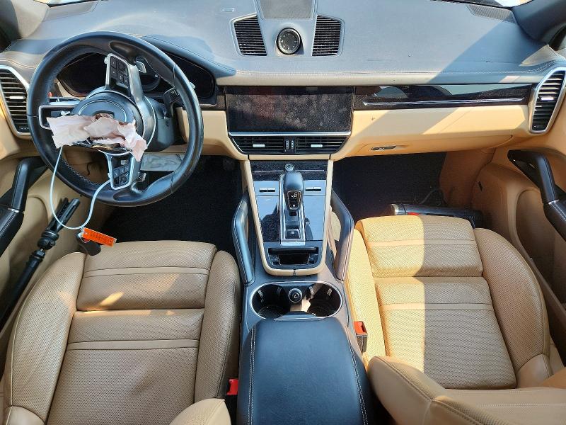 Photo 8 from auction – 2019 PORSCHE CAYENNE with VIN WP1AA2AY1KDA03694