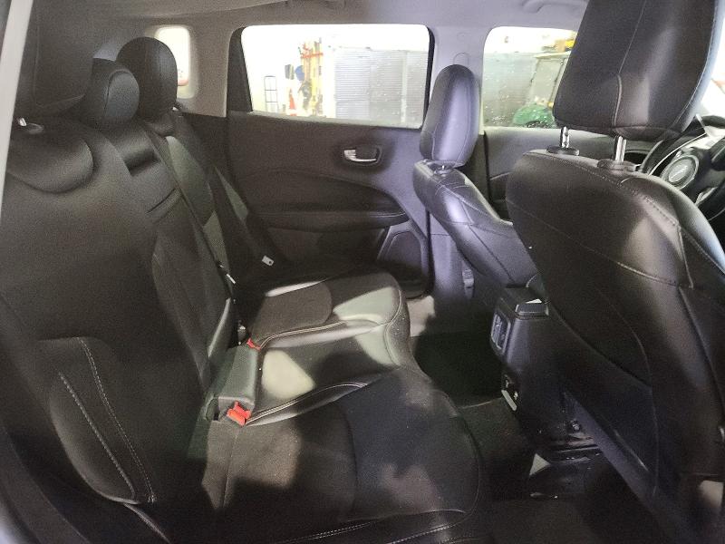 Photo 11 from auction – 2019 JEEP COMPASS with VIN 3C4NJCBB6KT692323