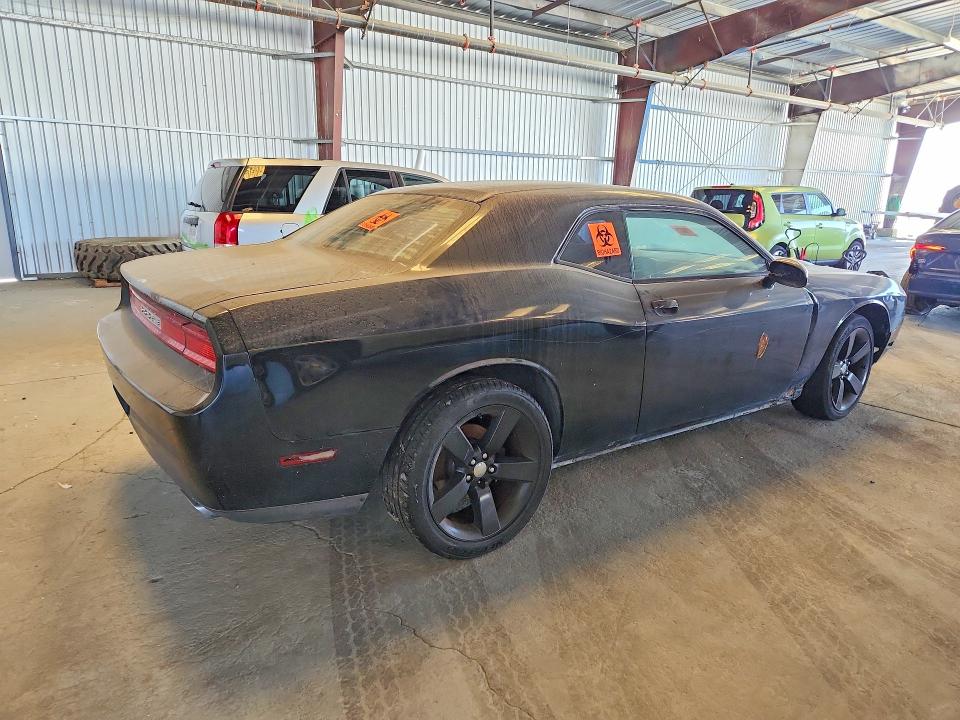 Photo 3 from auction – 2011 DODGE CHALLENGER with VIN 2B3CJ4DG7BH505042