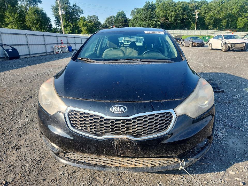 Photo 5 from auction – 2015 KIA FORTE with VIN KNAFX5A86F5320150