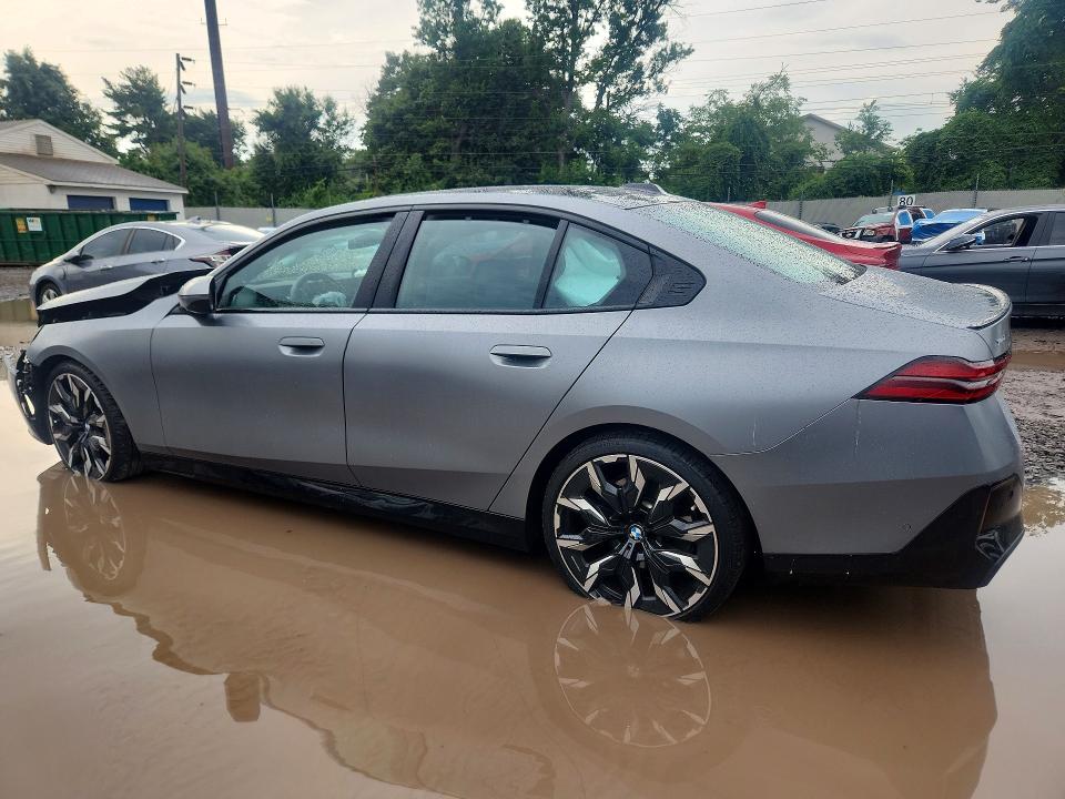 Photo 2 from auction – 2024 BMW 530 with VIN WBA53FJ08RCP92695