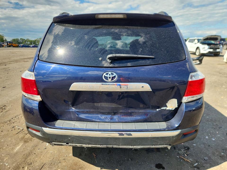 Photo 6 from auction – 2012 TOYOTA HIGHLANDER with VIN 5TDBK3EHXCS100515