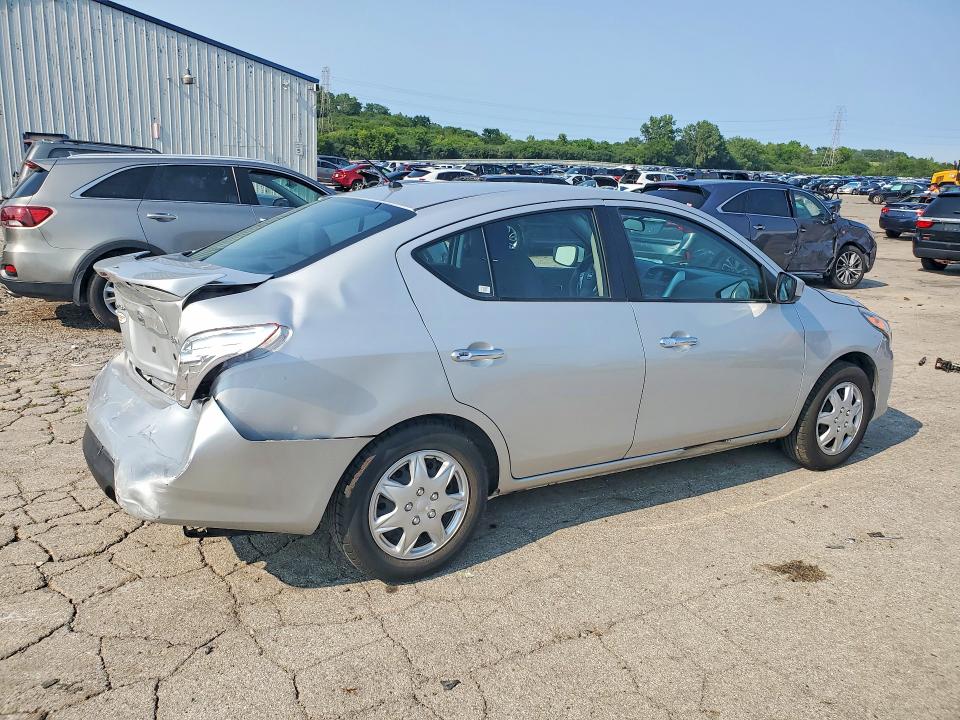 Photo 3 from auction – 2016 NISSAN VERSA with VIN 3N1CN7AP9GL834643