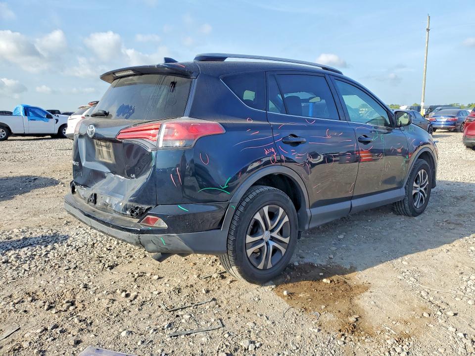 Photo 3 from auction – 2017 TOYOTA RAV4 with VIN JTMZFREV8HJ716360