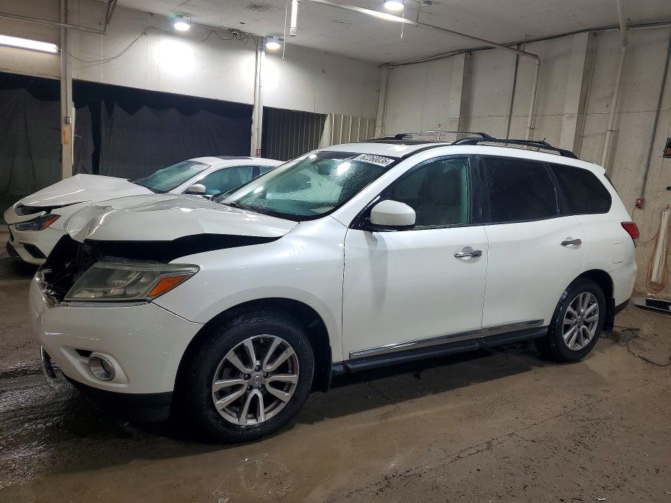 Снимка 1 от търг – 2016 NISSAN PATHFINDER с VIN 5N1AR2MN5GC607687