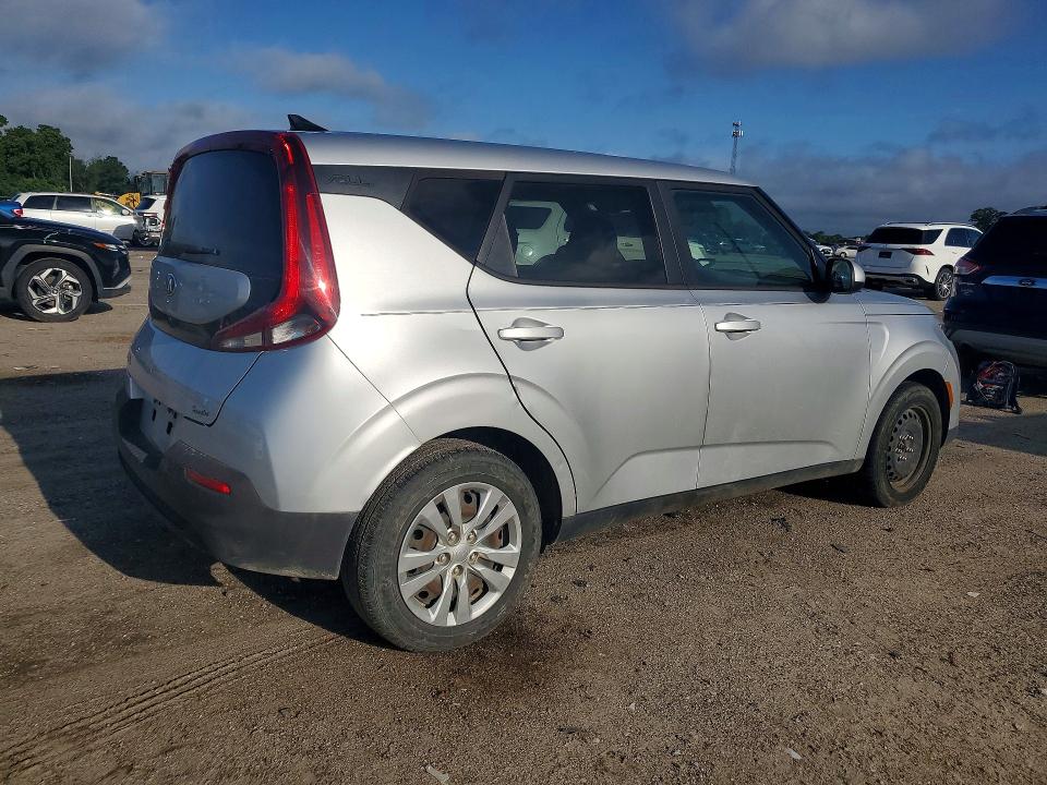 Photo 3 from auction – 2020 KIA SOUL with VIN KNDJ23AUXL7102919
