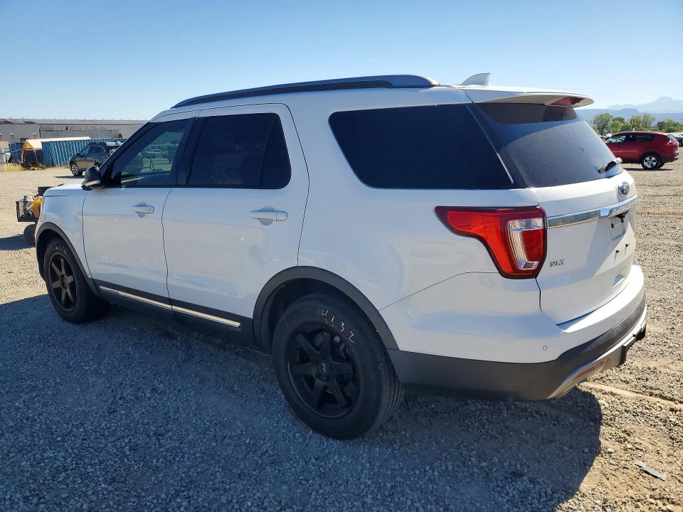 Photo 2 from auction – 2017 FORD EXPLORER with VIN 1FM5K7D88HGD05916