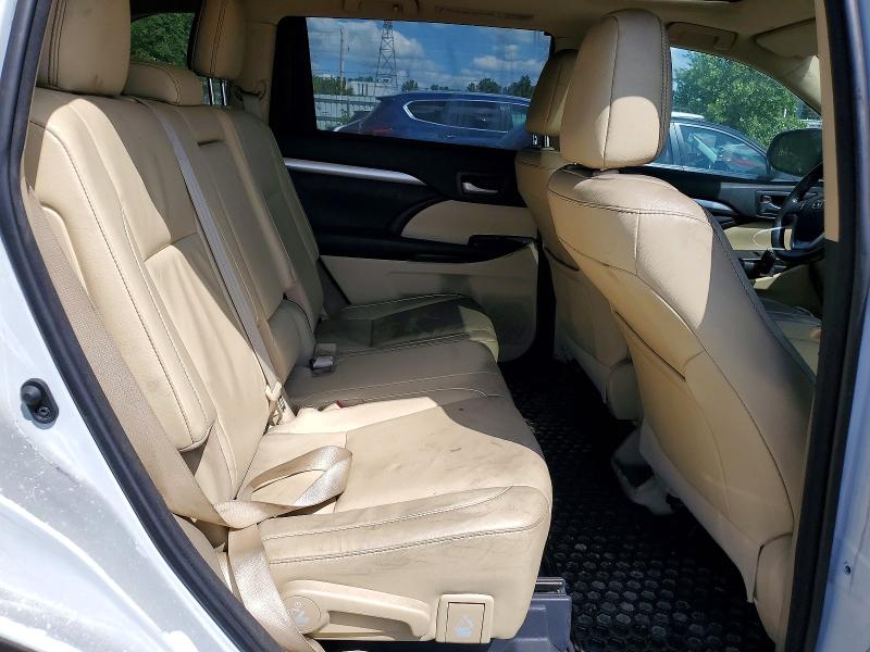 Foto 11 de la subasta – 2018 TOYOTA HIGHLANDER con VIN 5TDJZRFH7JS553075