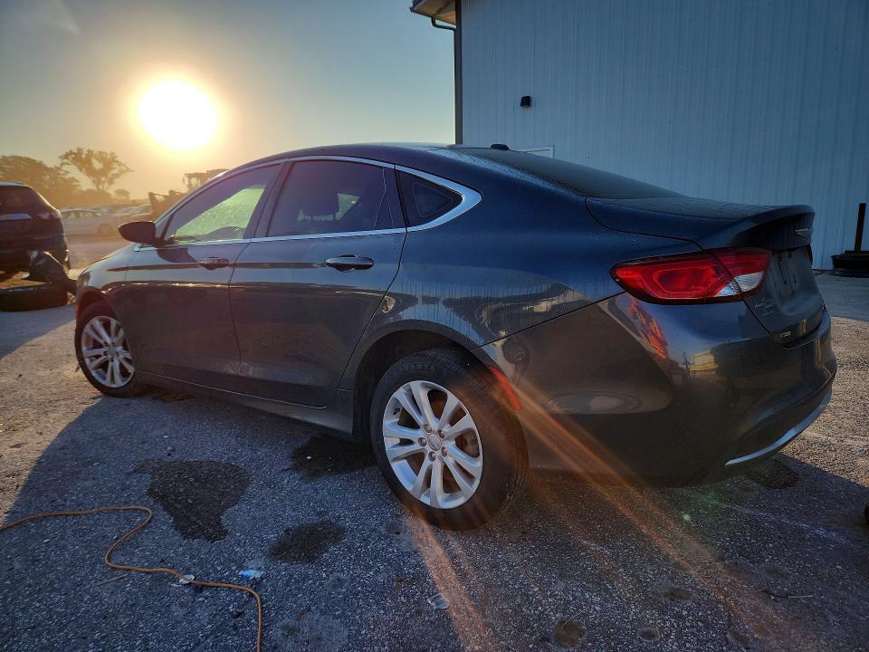 Photo 2 from auction – 2016 CHRYSLER 200 with VIN 1C3CCCAB2GN102925