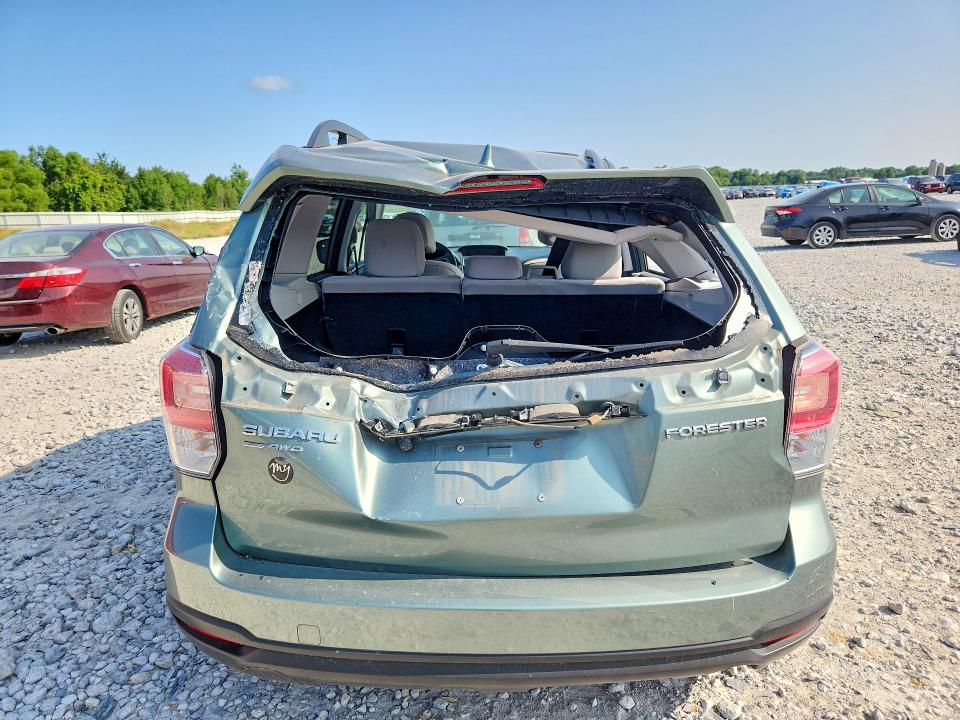 Photo 6 from auction – 2018 SUBARU FORESTER with VIN JF2SJAEC9JH567844