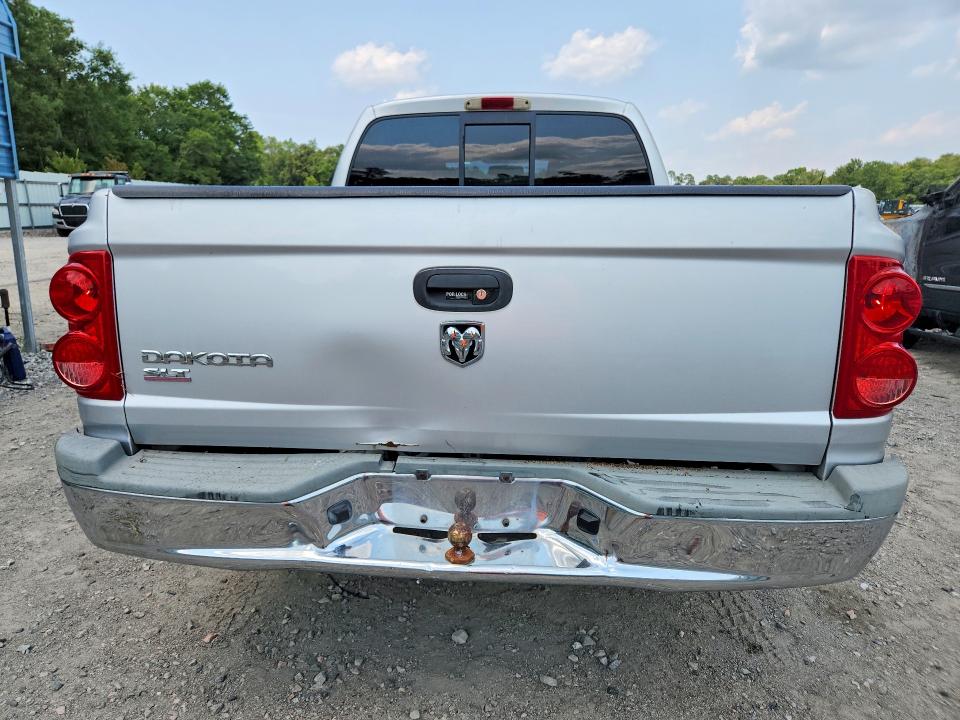 Photo 6 from auction – 2005 DODGE DAKOTA with VIN 1D7HE48K45S353585