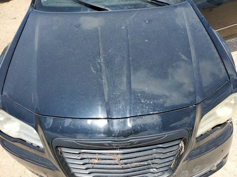 Photo 11 from auction – 2013 CHRYSLER 300C with VIN 2C3CCAET8DH556463