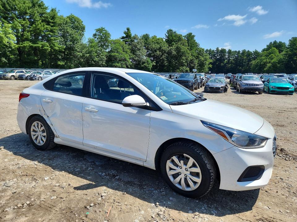 Photo 4 from auction – 2021 HYUNDAI ACCENT with VIN 3KPC24A64ME129227