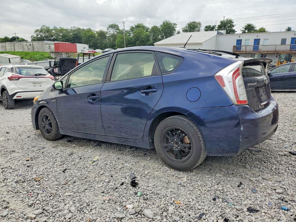 Photo 2 from auction – 2015 TOYOTA PRIUS with VIN JTDKN3DU3F0442062