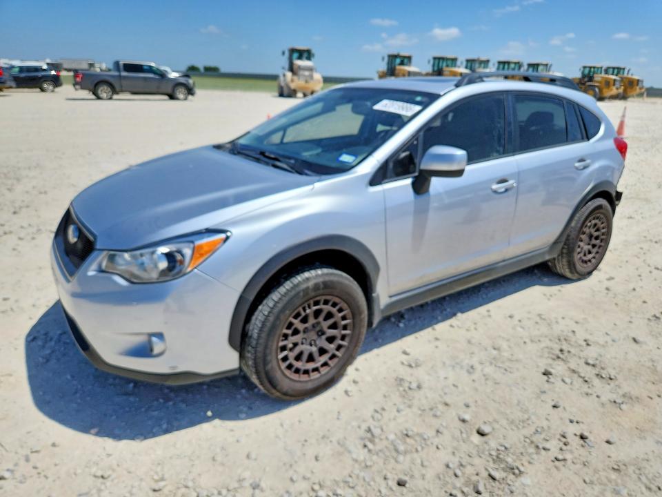 SUBARU XV CROSSTREK 2014 with VIN JF2GPAKC2E8268338 - Photo from auction