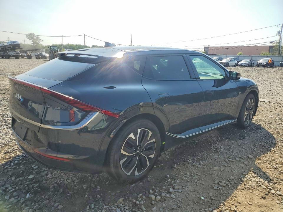 Photo 3 from auction – 2024 KIA EV6 with VIN KNDC3DLC7R5164184