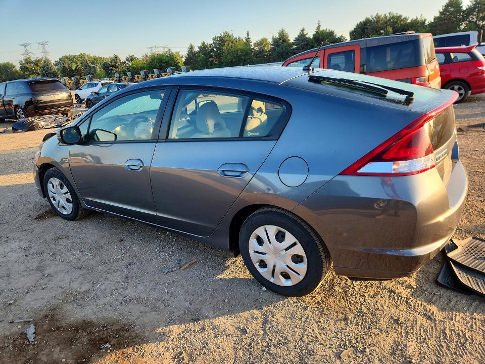 Photo 2 from auction – 2013 HONDA INSIGHT with VIN JHMZE2H34DS000773