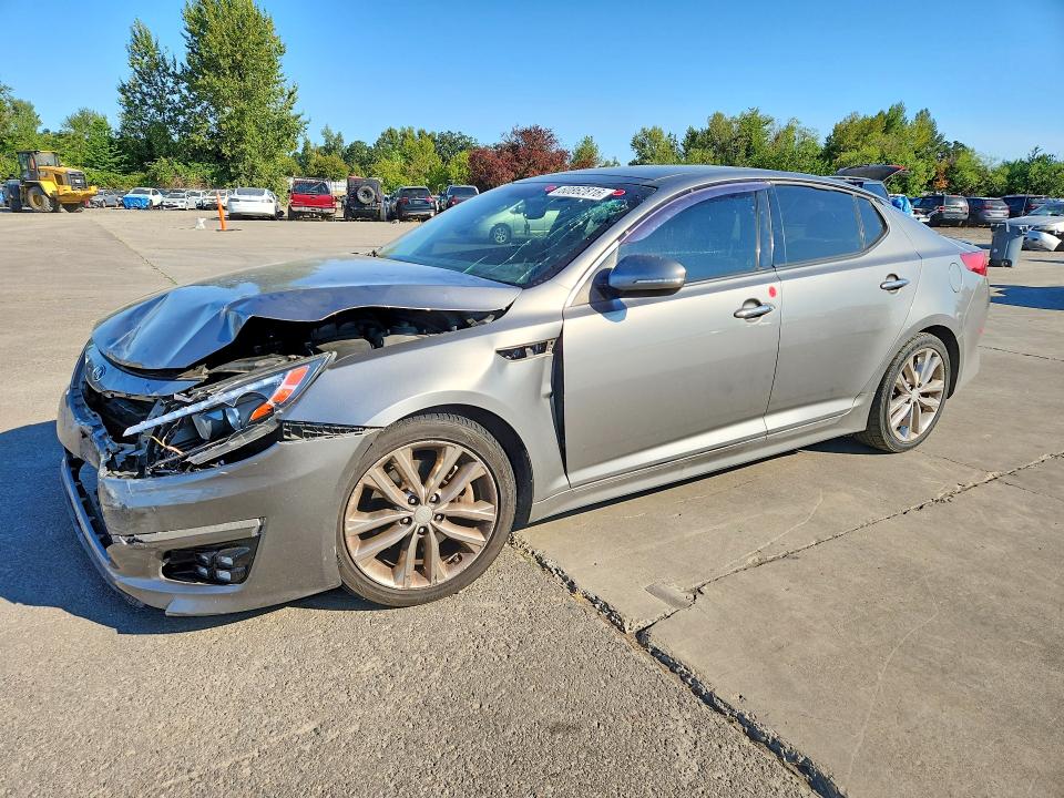 KIA OPTIMA 2015 with VIN 5XXGR4A67FG358346 - Photo from auction