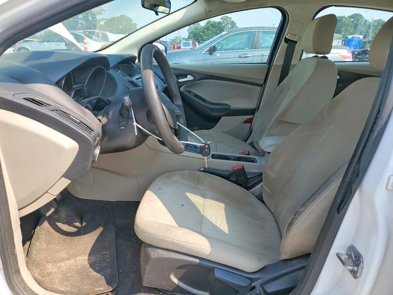 Photo 7 from auction – 2016 FORD FOCUS with VIN 1FADP3F28GL401835