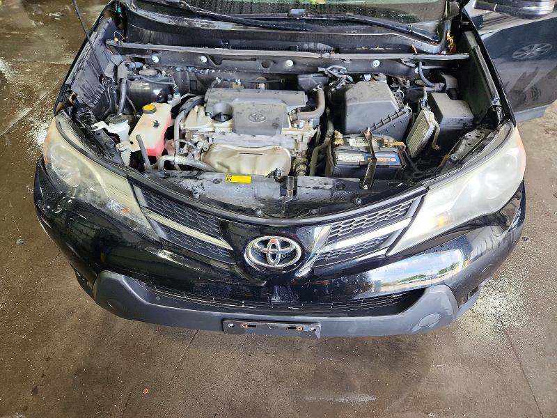 Photo 12 from auction – 2015 TOYOTA RAV4 with VIN 2T3DFREV0FW337846