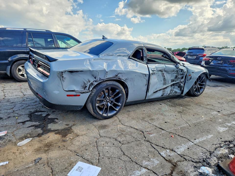 Photo 3 from auction – 2021 DODGE CHALLENGER with VIN 2C3CDZFJ9MH617652