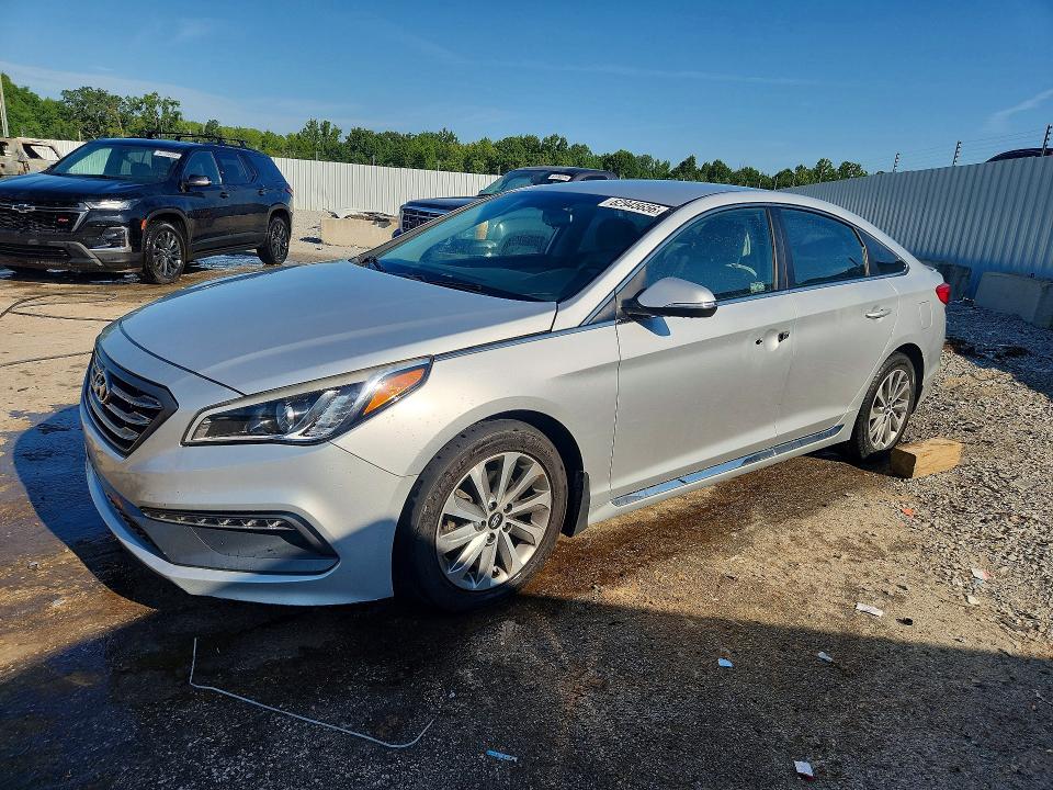 HYUNDAI SONATA 2017 with VIN 5NPE34AF9HH467195 - Photo from auction