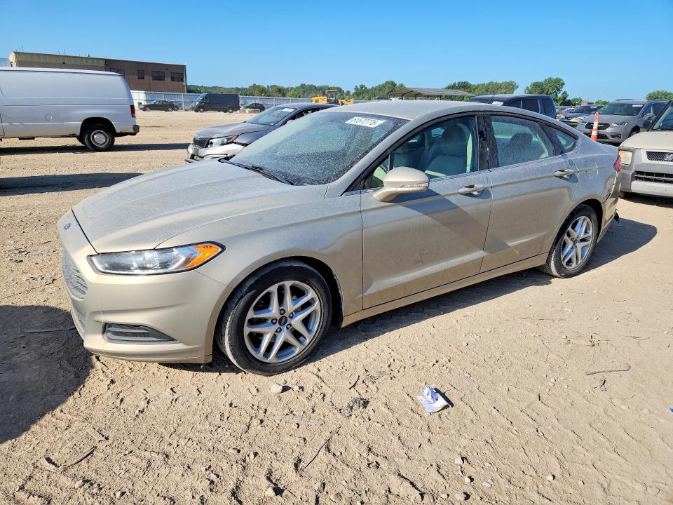 FORD FUSION 2016 مع رقم تعريف المركبة 3FA6P0H79GR165522 - صورة من المزاد