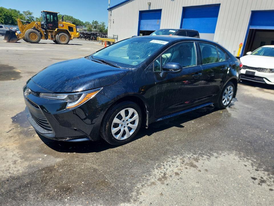 TOYOTA COROLLA 2026 with VIN 5YFB4MDE2TP409296 - Photo from auction