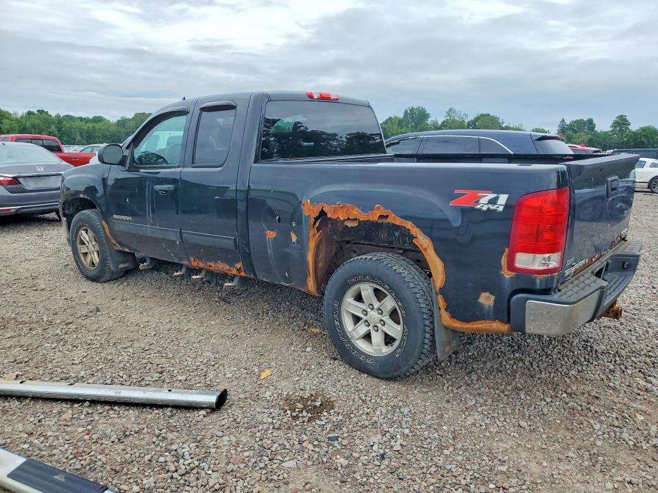Photo 2 from auction – 2011 GMC SIERRA with VIN 1GTR2VE37BZ400489