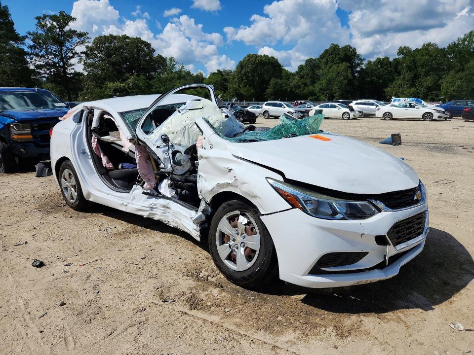 Photo 4 from auction – 2017 CHEVROLET CRUZE with VIN 1G1BC5SM3H7169633